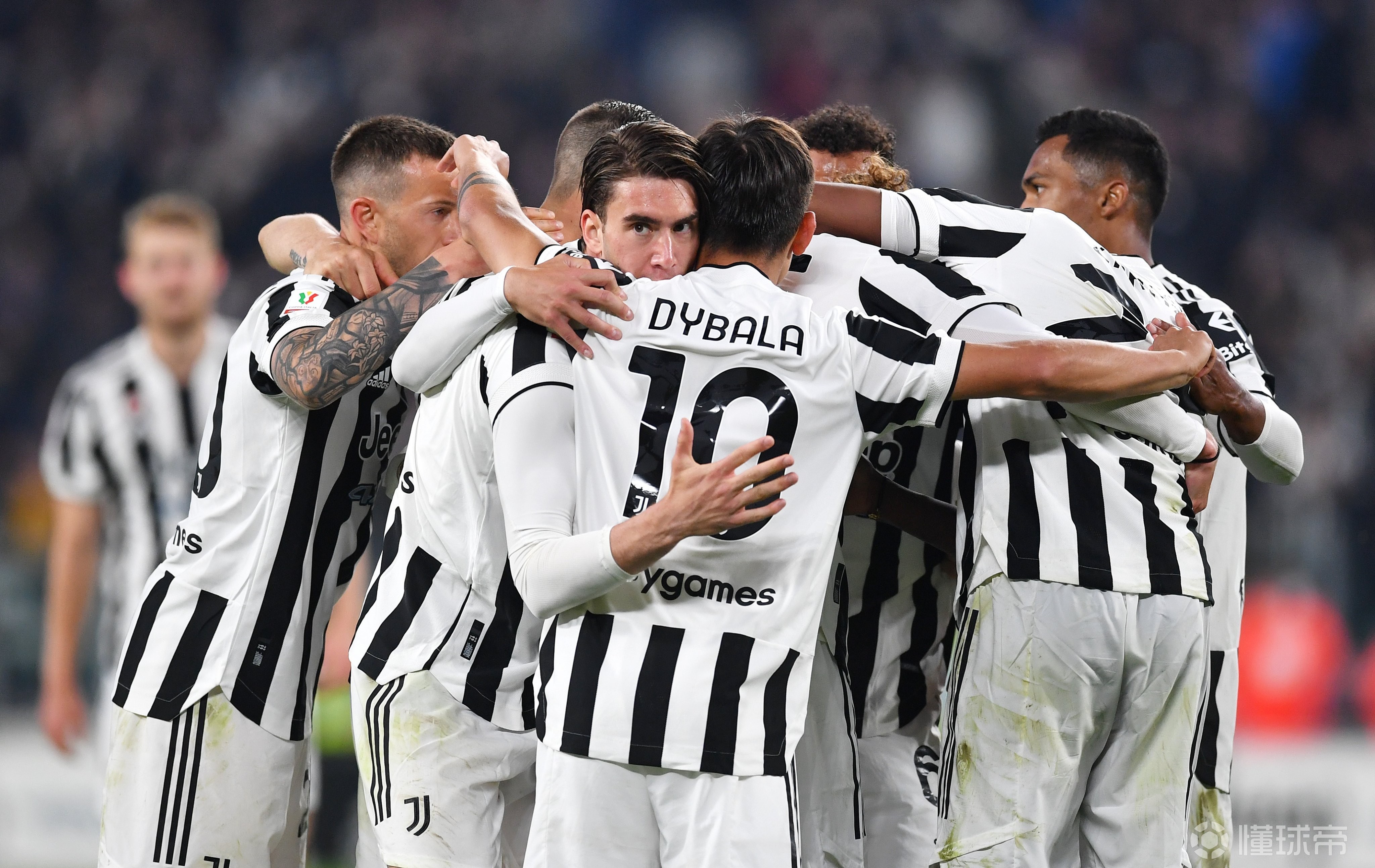 一号娱乐赛后体能课后；托特纳姆更衣室发声备战意大利杯；球迷炸锅；纪律约束更严格的简单介绍